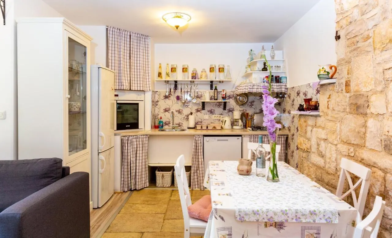 Apartamento Lilo Lavender Loborika 0*,
